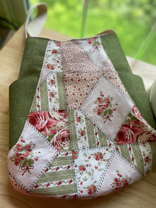 Antique Roses tote bag